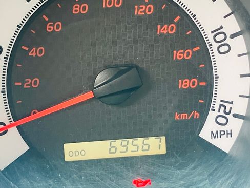 Used 2014 Toyota Tacoma 4x4 Regular Cab image 16