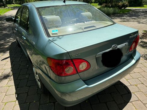 Used 2005 Toyota Corolla LE FWD image 4