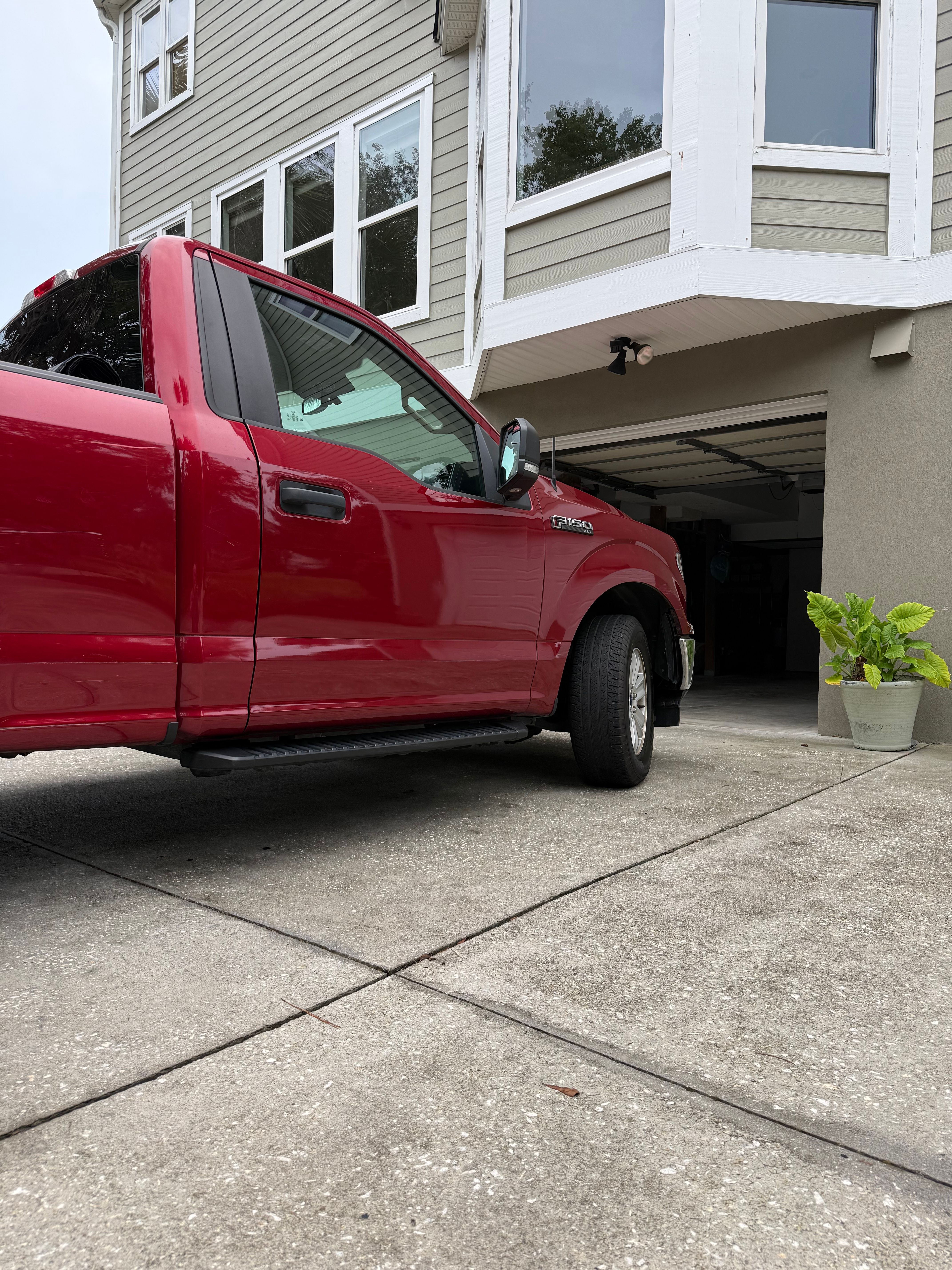 Used 2018 Ford F150 XLT w/ Equipment Group 301A Mid RWD image 14