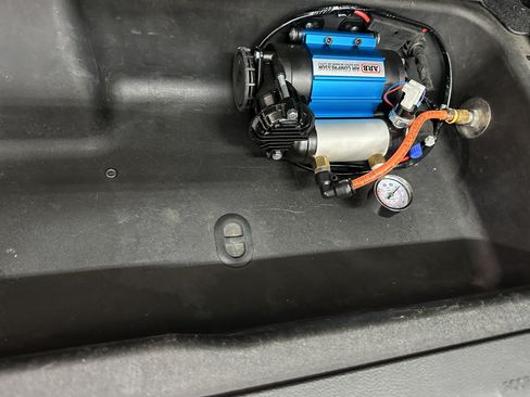 Used 2020 Jeep Wrangler Sport image 14