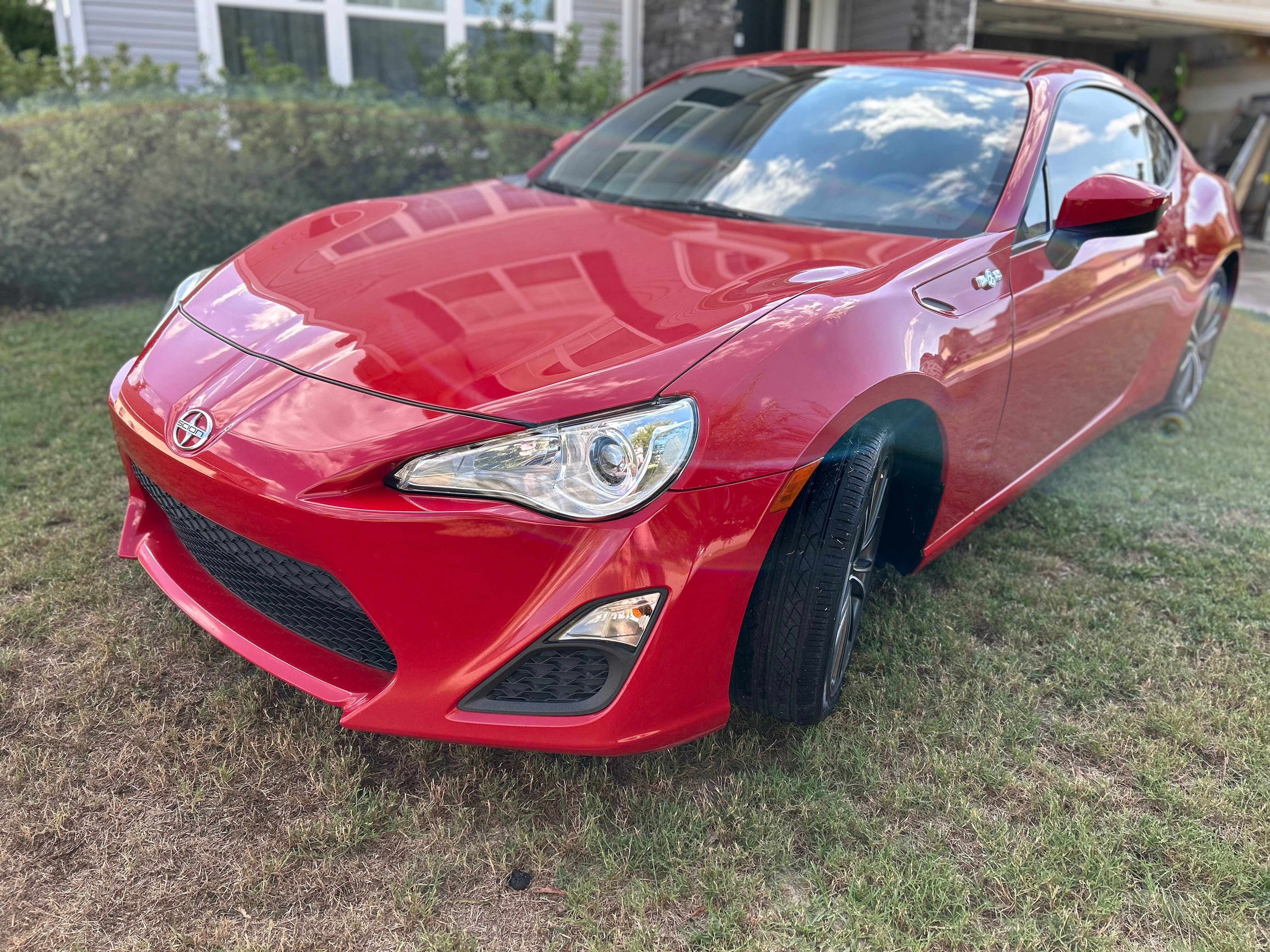 Used 2015 Scion FR-S Release Series 1.0 RWD image 4