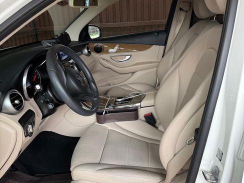 Used 2018 Mercedes-Benz GLC 300 image 19