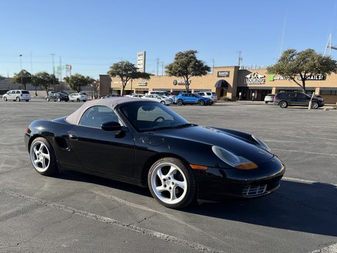Used 1998 Porsche Boxster image 12