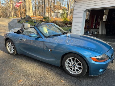 Used 2004 BMW Z4 2.5i image 8