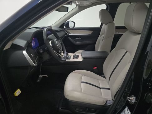 Used 2024 MAZDA CX-90 Plug-In Hybrid w/ Premium Pkg AWD/4WD image 9