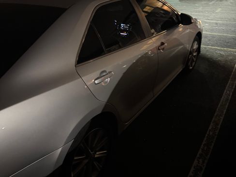 Used 2013 Toyota Camry XLE image 5