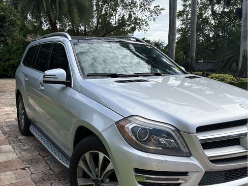 Used 2015 Mercedes-Benz GL 450 4MATIC image 1