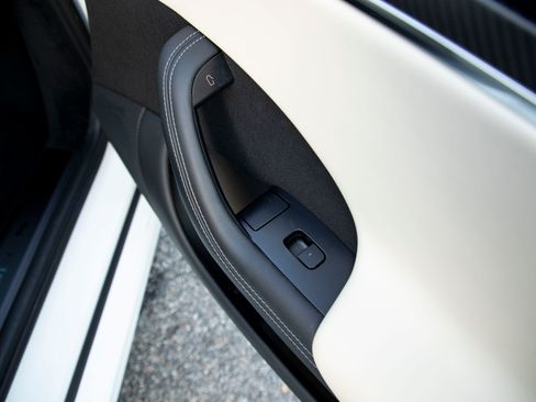 Used 2023 Tesla Model S Plaid image 31