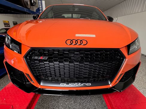 Used 2022 Audi TT RS AWD/4WD image 5