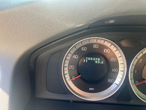 Used 2013 Volvo S60 T5 AWD/4WD image 15
