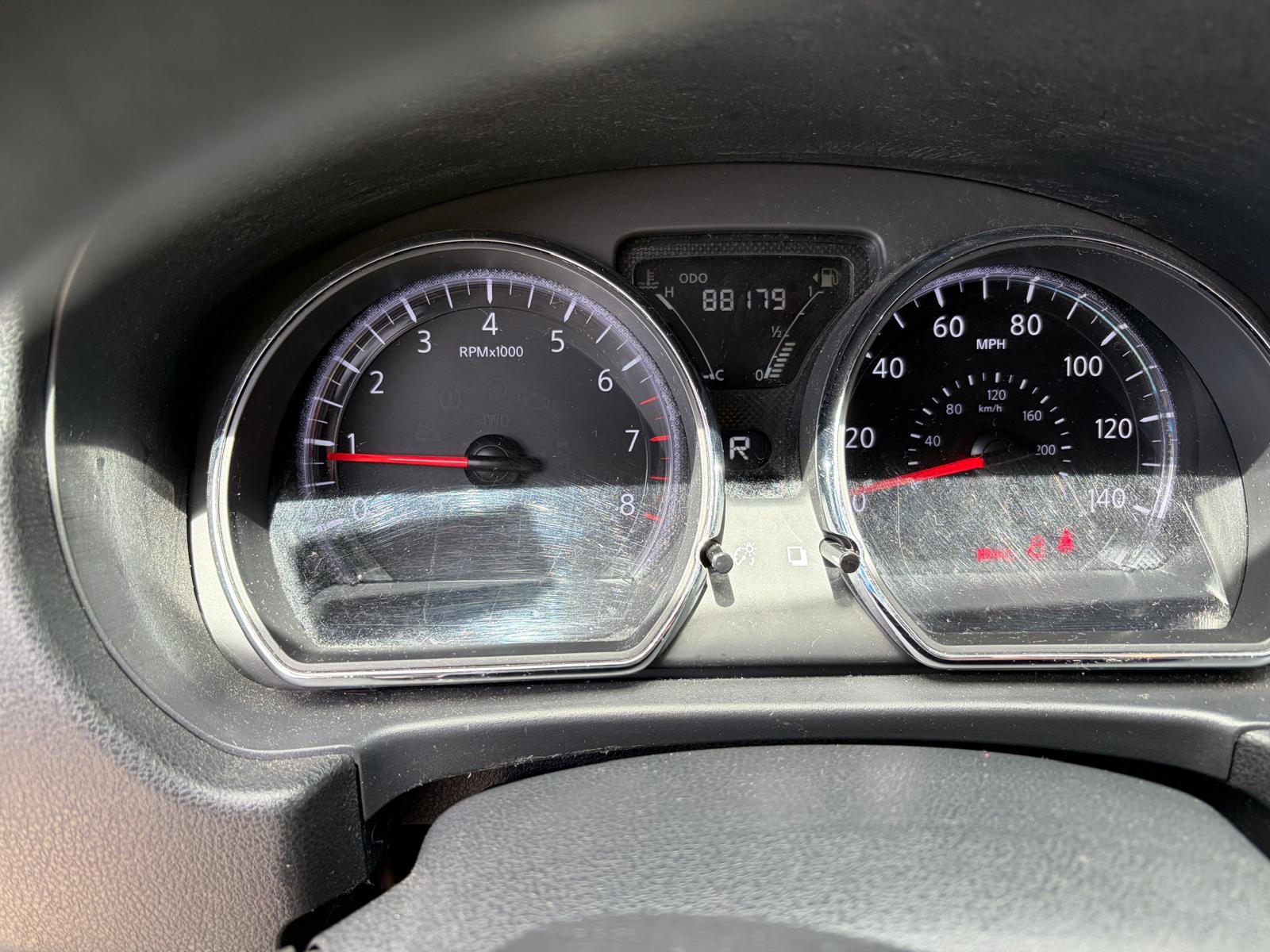 Used 2019 Nissan Versa SV FWD image 6