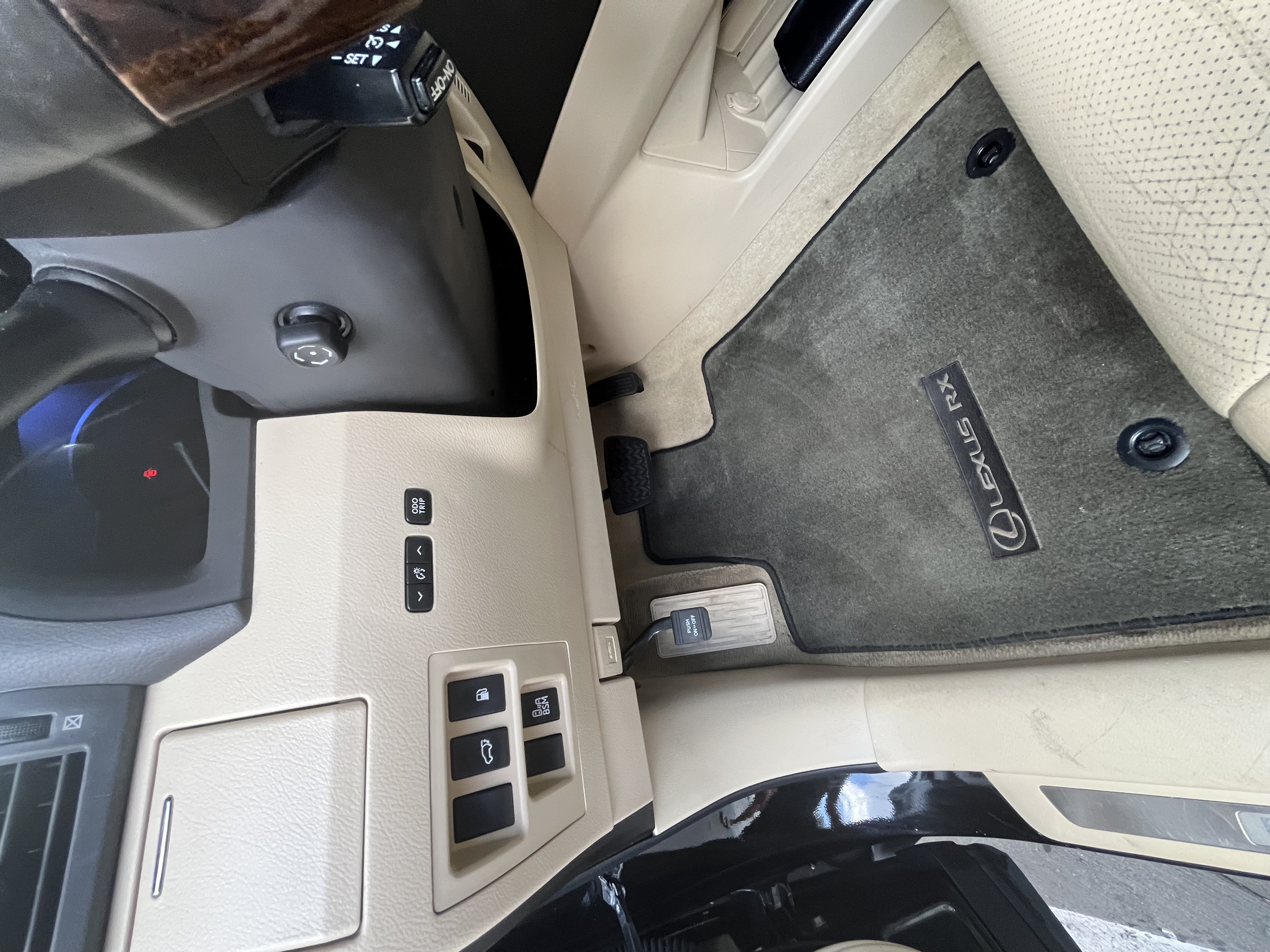 Used 2013 Lexus RX 350 FWD w/ Navigation Pkg image 22