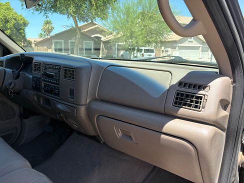 Used 2002 Ford F250 4x4 Crew Cab Super Duty image 17