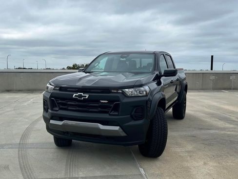 Used 2023 Chevrolet Colorado Trail Boss w/ Advanced Trailering Package image 4