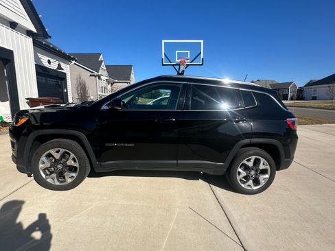 Used 2020 Jeep Compass Limited image 4