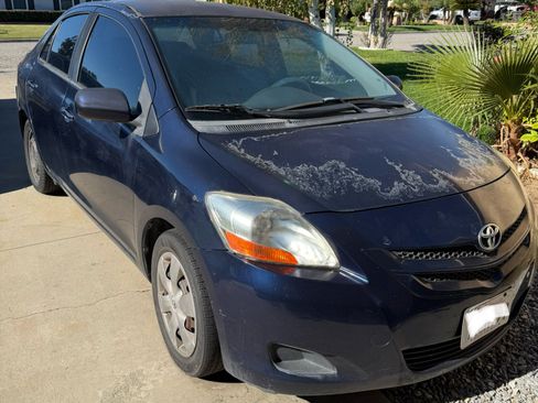 Used 2008 Toyota Yaris Sedan image 2
