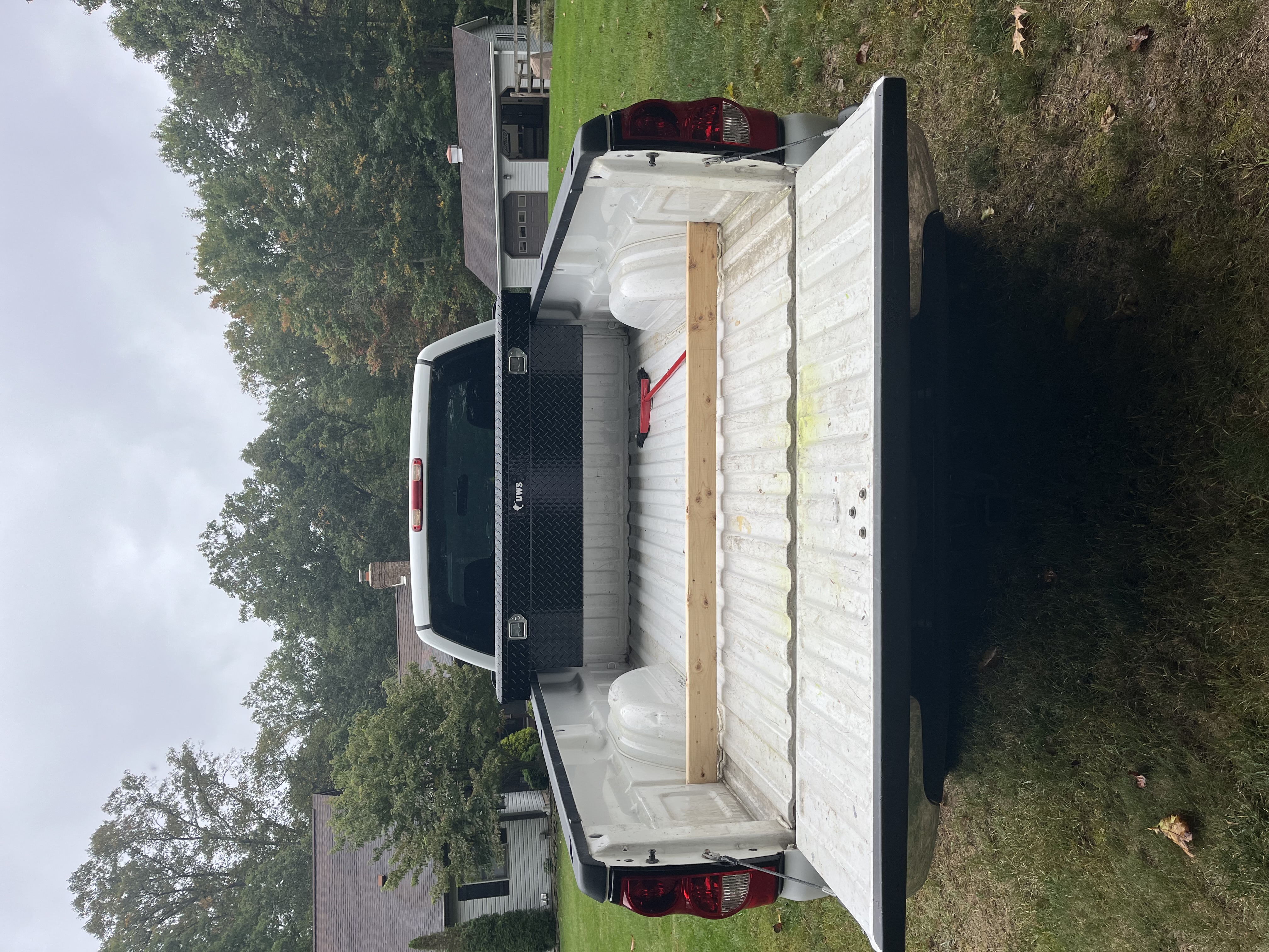 Used 2007 Chevrolet Silverado 2500 W/T w/ Snow Plow Prep Package AWD/4WD image 6