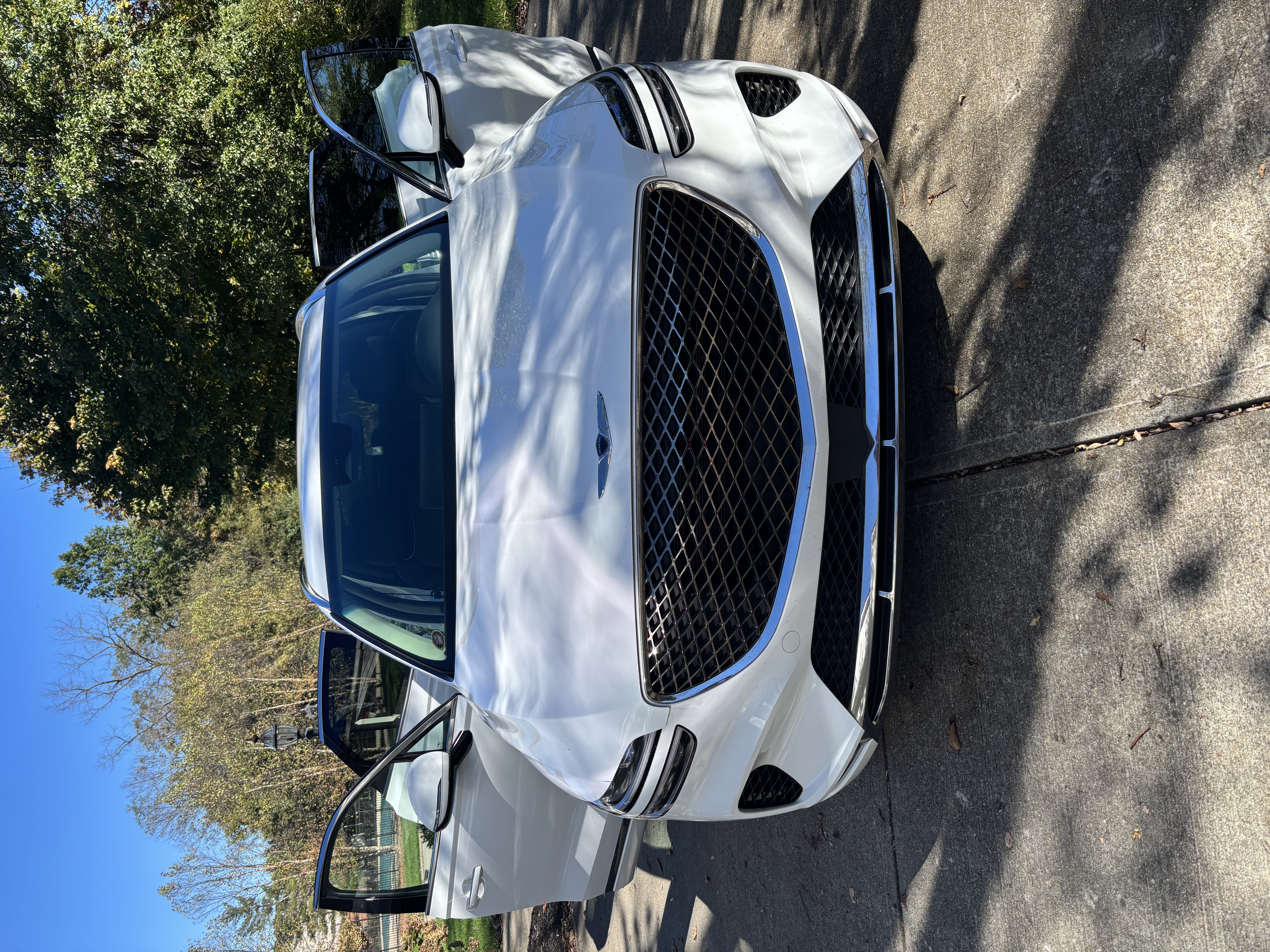 Used 2023 Genesis GV70 2.5T AWD/4WD image 1