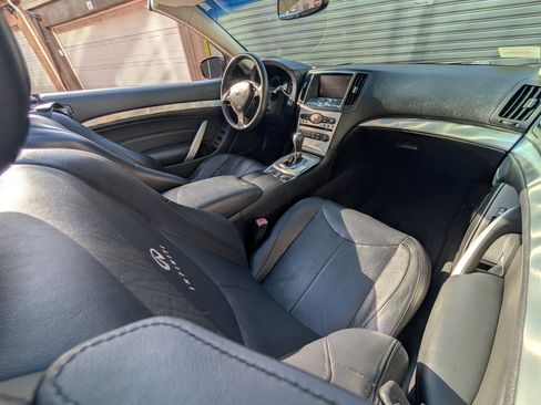 Used 2011 INFINITI G37 Sport w/ Premium Pkg image 14