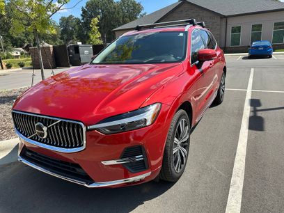 Used 2022 Volvo XC60 B5 Inscription w/ Advanced Package