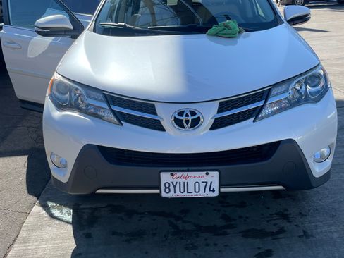 Used 2014 Toyota RAV4 Limited w/ Technology Package image 2