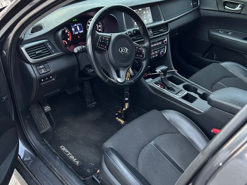 Used 2018 Kia Optima S w/ Panoramic Sunroof Package image 13
