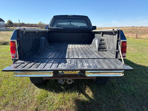 Used 1993 Dodge D/W Truck 250 image 6