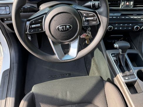 Used 2019 Kia Optima LX FWD image 12