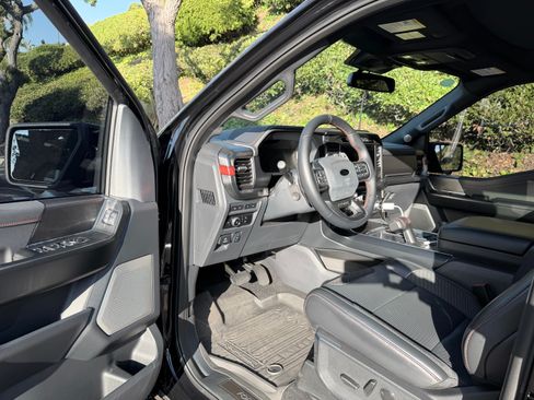 Used 2024 Ford F150 Raptor AWD/4WD image 8