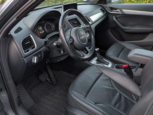 Used 2016 Audi Q3 2.0T Premium Plus w/ Technology Package image 12