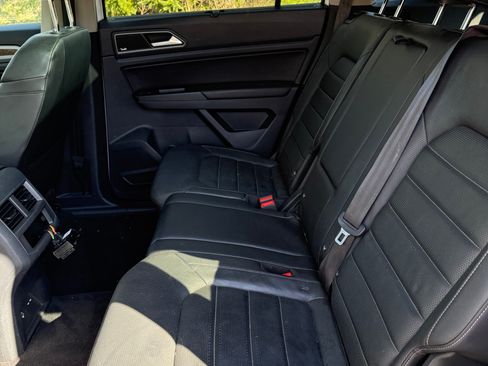 Used 2019 Volkswagen Atlas SEL Premium AWD/4WD image 15