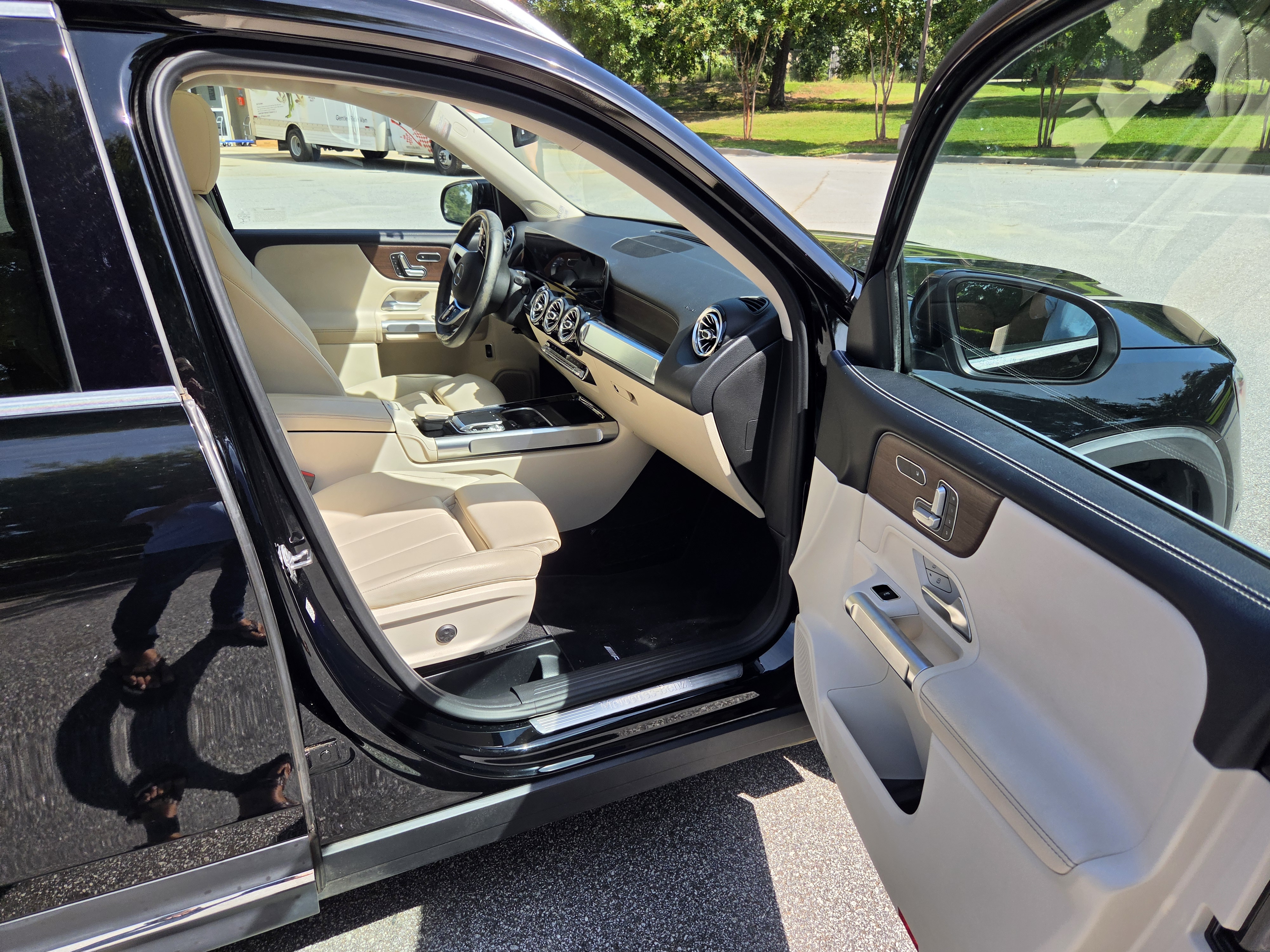 Used 2020 Mercedes-Benz GLB 250 image 9