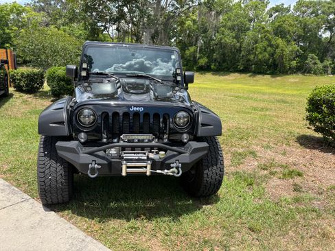 Used 2014 Jeep Wrangler Unlimited Sport w/ Quick Order Package 24S AWD/4WD image 1