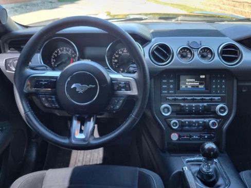 Used 2016 Ford Mustang GT w/ GT Performance Package RWD image 8