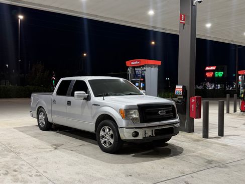 Used 2013 Ford F150 XL w/ Mid Equipment Group RWD image 2