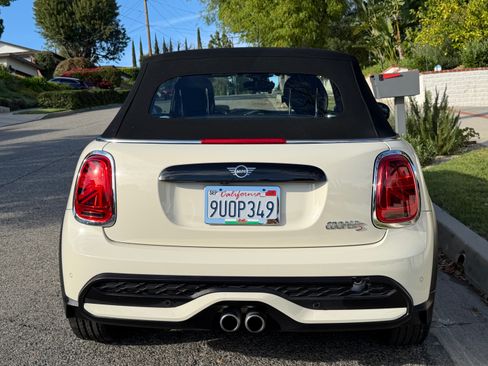 Used 2023 MINI Cooper S image 9