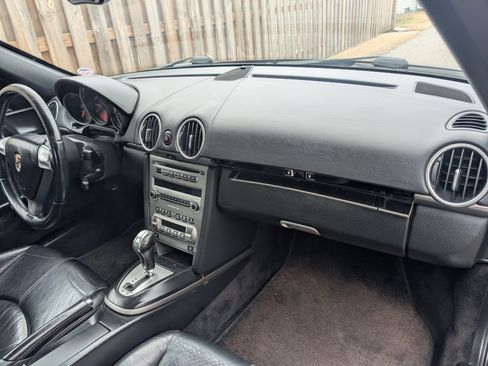 Used 2005 Porsche Boxster image 10