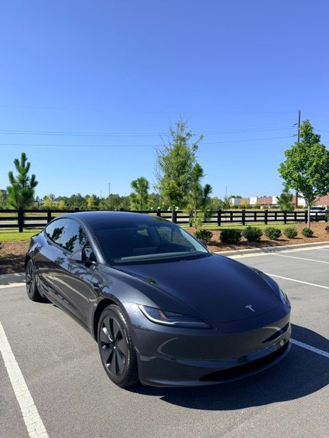 Used 2025 Tesla Model 3 Long Range RWD image 1