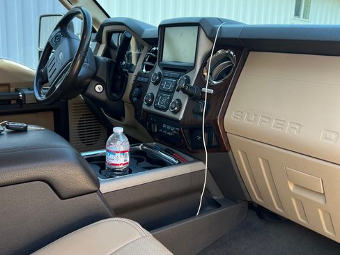 Used 2016 Ford F350 Lariat w/ Lariat Ultimate Package AWD/4WD image 12