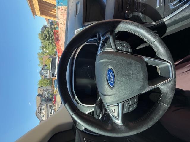 Used 2017 Ford Edge SEL w/ Equipment Group 201A AWD/4WD image 8