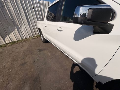 Used 2020 Chevrolet Silverado 1500 LT image 2