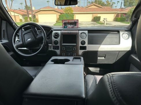Used 2014 Ford F150 Lariat w/ Equipment Group 501A Mid AWD/4WD image 5