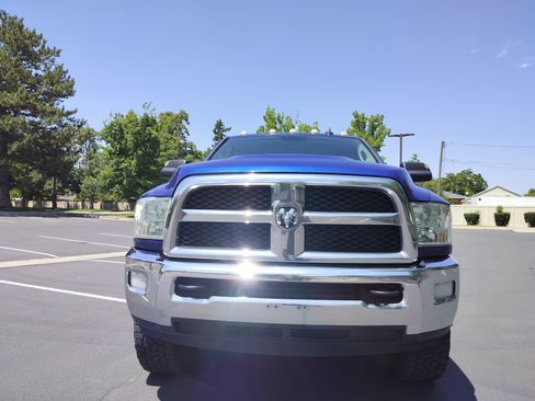 Used 2014 RAM 2500 SLT image 4