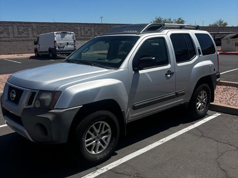 Used 2014 Nissan Xterra S AWD/4WD image 1