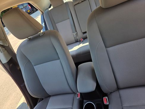 Used 2015 Toyota Corolla LE FWD image 20