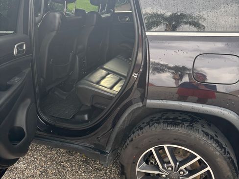 Used 2019 Jeep Grand Cherokee Limited RWD image 7
