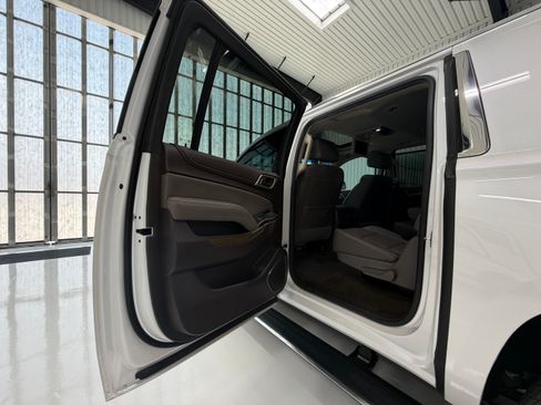Used 2018 GMC Yukon XL Denali w/ Denali Ultimate Package AWD/4WD image 23