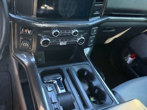 Used 2021 Ford F150 XLT w/ Equipment Group 302A High image 10