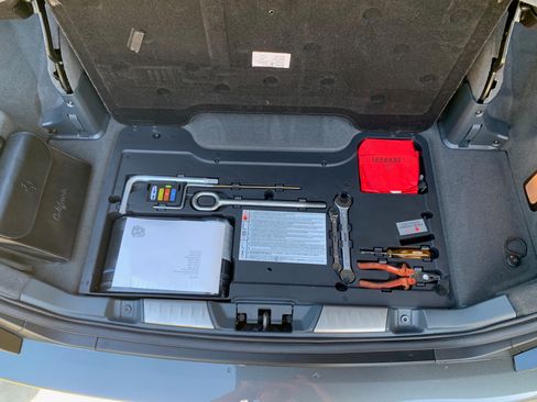 Used 2011 Ferrari California Convertible 2D image 21