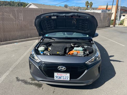 Used 2019 Hyundai Ioniq Blue image 11